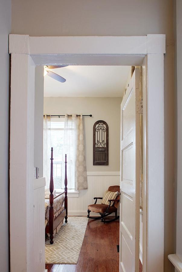 Newly Renovated Historic Savannah Townhome! Exterior photo